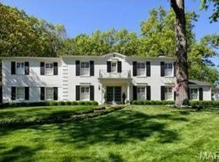 9851 Waterbury Dr, Saint Louis, MO 63124