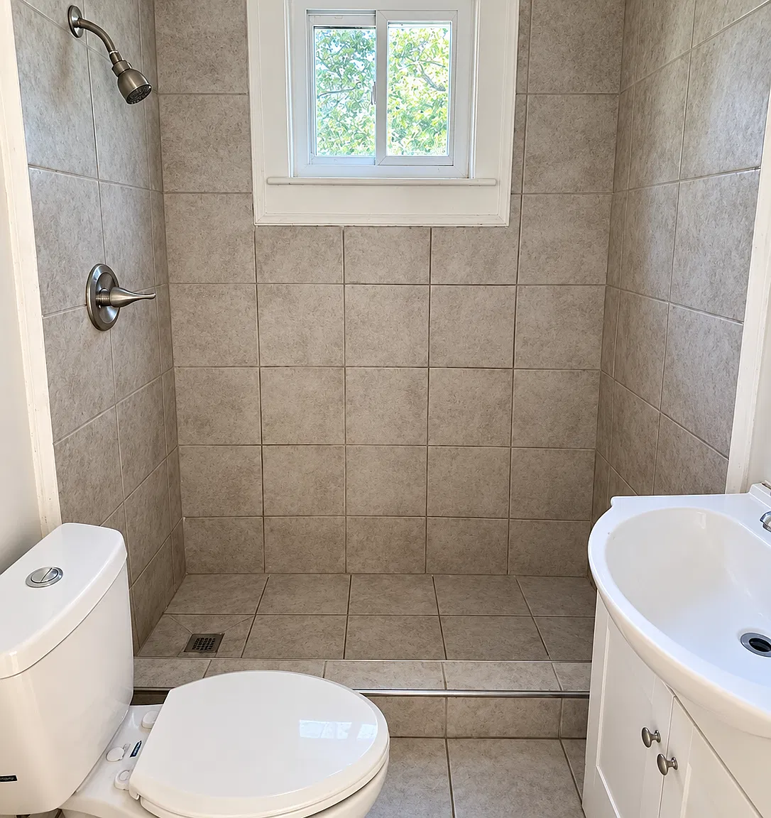 2343 Montrose Avenue - 1 — Photo 4