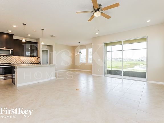 4th image of 13411 Palmera Vista Dr