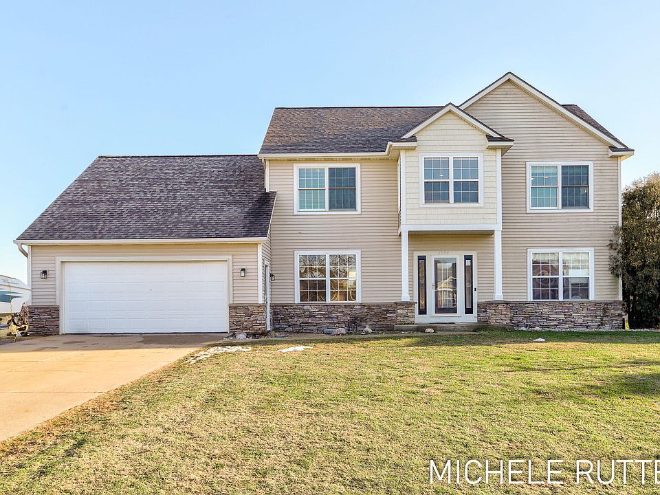 1st image of 1399 Woodfield Dr