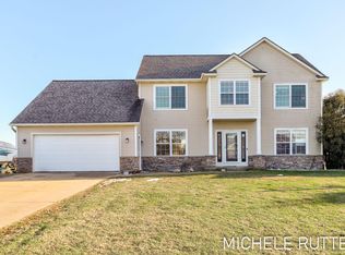 1399 Woodfield Dr, Zeeland, MI 49464
