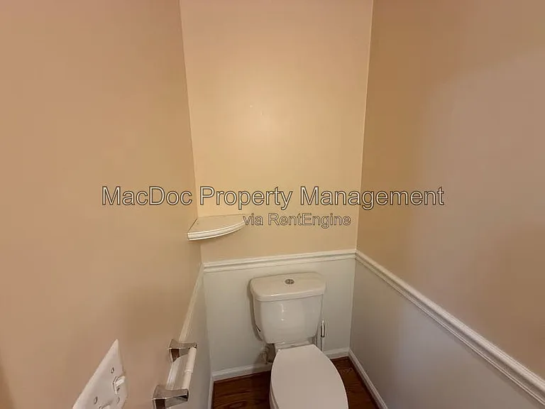 1404 Graham Dr — Photo 14