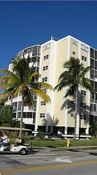 1st image of 555 Crandon Blvd APT 44