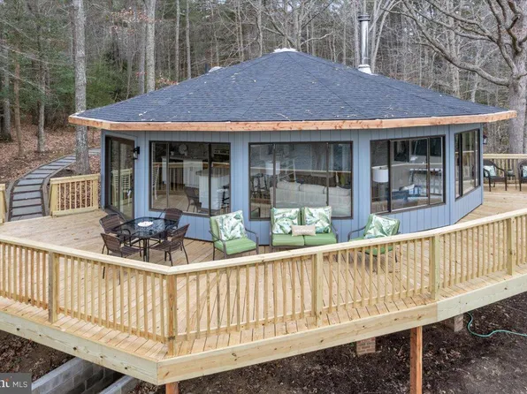 13386 & 13390 Joy Rd, Lusby, MD 20657