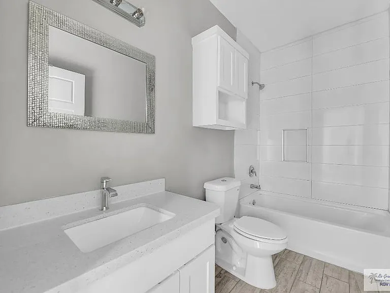 2713 Primrose Ave #B2 — Photo 12