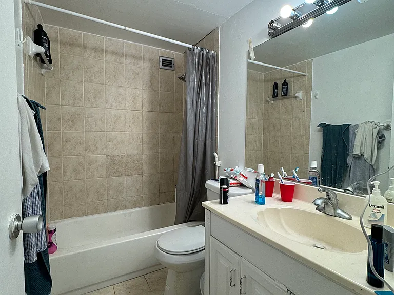 825 Brickell Bay Dr #350 — Photo 11