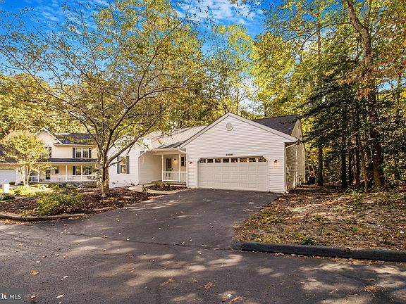 5th image of 23004 Wedgewood Ln