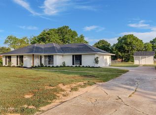 5521 Hickory Ridge Dr, Bossier City, LA 71111