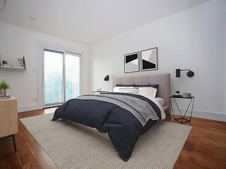 139 Albany Ave #3 — Photo 4