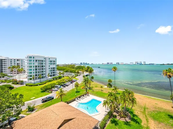 100 Oakmont Ln APT 802, Belleair, FL 33756