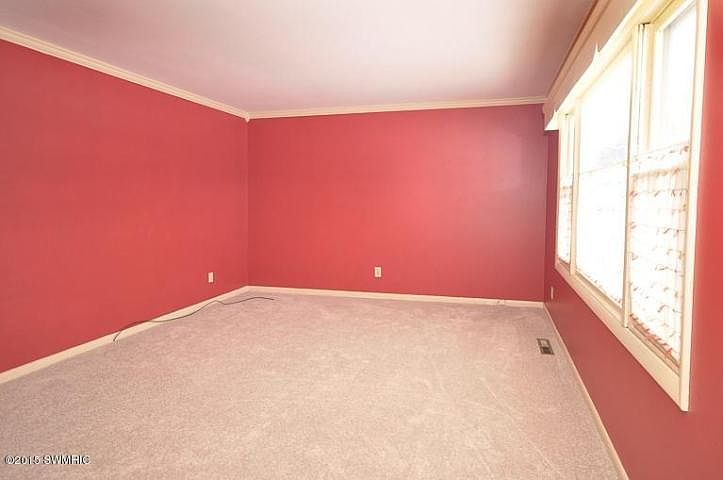 1st image of 167 Birch Ln