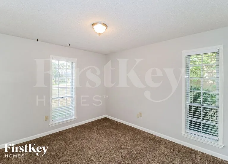 7675 Charstone Dr — Photo 13