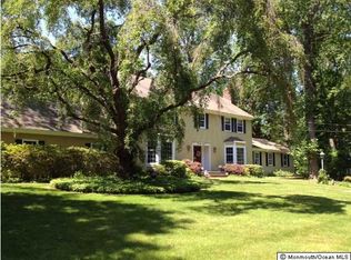 27 Rimwood Dr, Middletown, NJ 07748