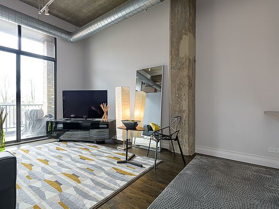 5th image of 1820 N Spaulding Ave APT 207