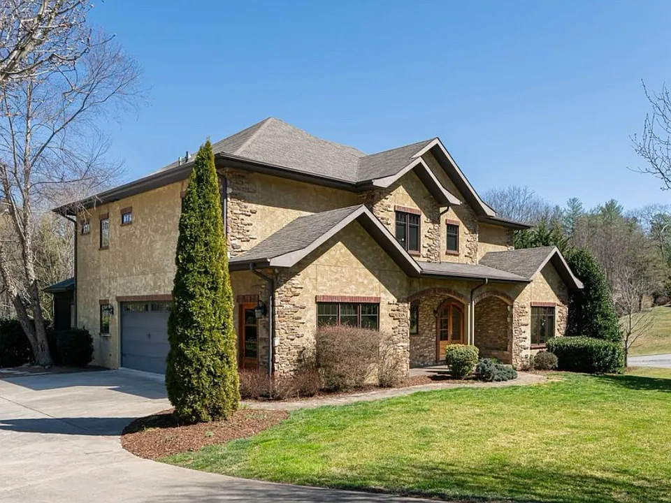 3 Willow Side Ct