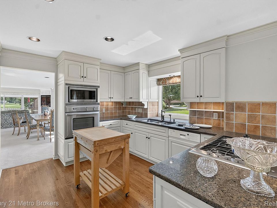 9095 S Saginaw Rd Apt 13, photo 28