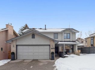 5945 NW Signal Ridge Hts SW, Calgary, AB T3H2K1