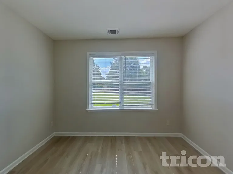 7259 Madison Cir — Photo 10