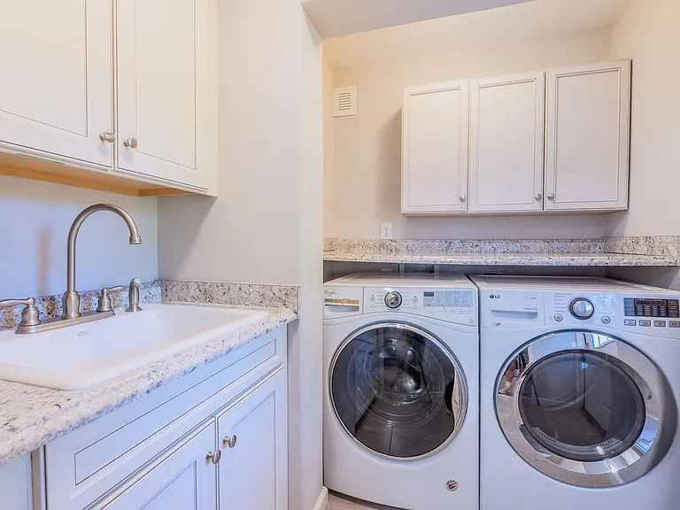 Laundry Room Cabinet