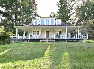 26 Pomona Ln, Suffern, NY 10901