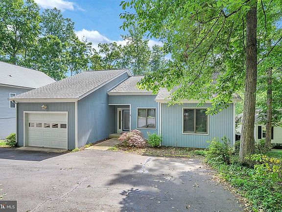 Welcome to 109 Indian Hills Road!