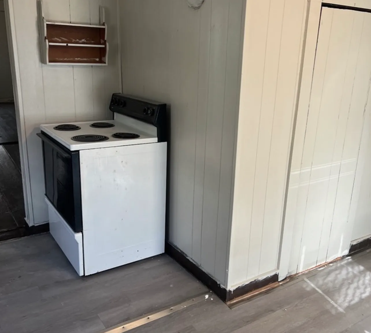 3 bed, $1,200 — Photo 3