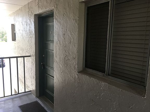 Unit 206 end unit entrance