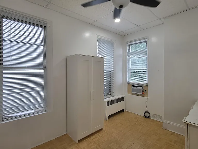 23 Sherman Pl #2 — Photo 11