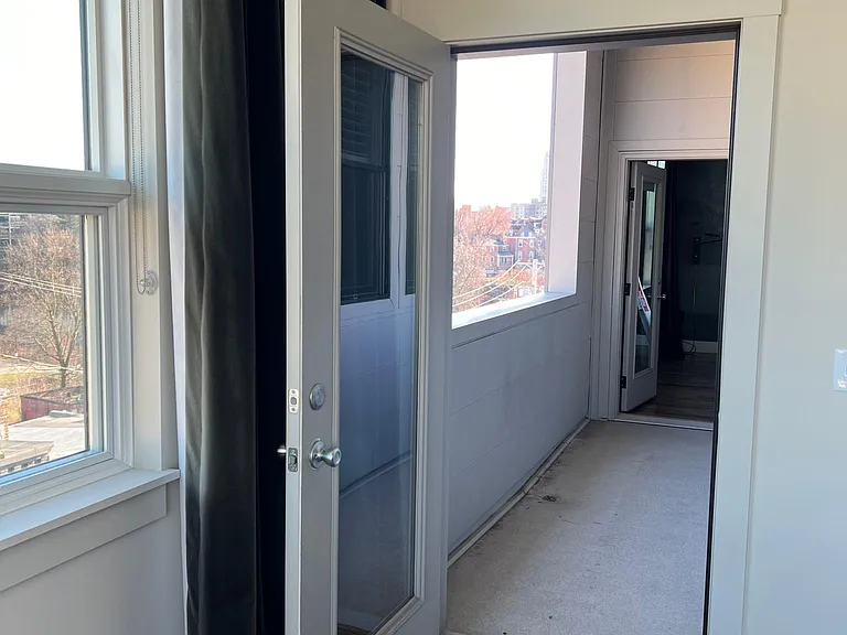 622 Gross St #303 — Photo 23