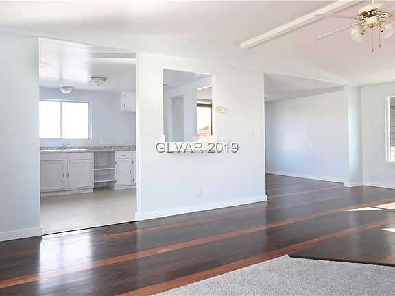 3rd image of 3435 Death Valley Dr