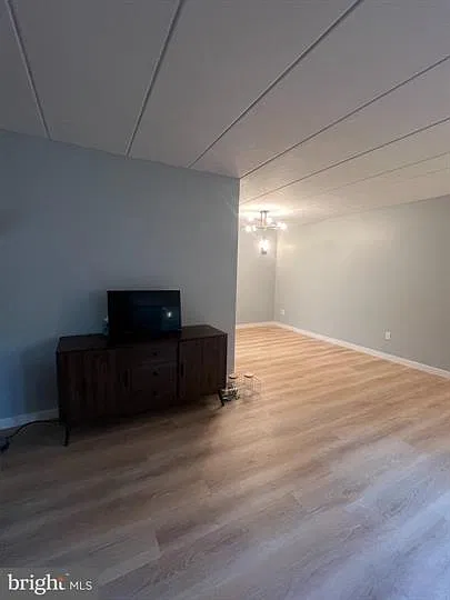 2 bed, 1100 sqft, $2,000 — Photo 3