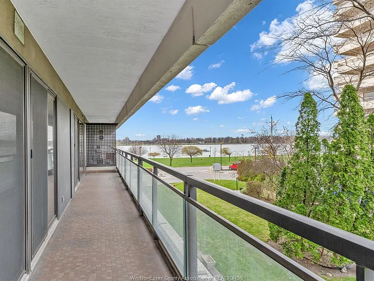 5125 Riverside Dr E #202 — Photo 21