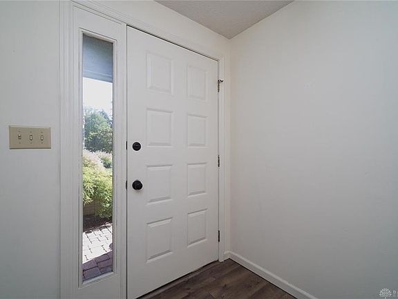 5th image of 6065 Gentry Woods Dr