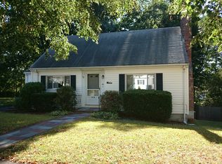 59 Eastwood Cir, West Roxbury, MA 02132