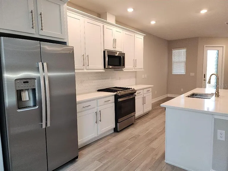 4712 Lagona Ln — Photo 9