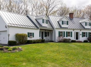 8 Walnut Hill Ct, Springfield, VT 05156