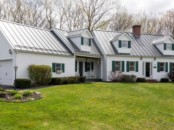 8 Walnut Hill Court, Springfield, VT 05156