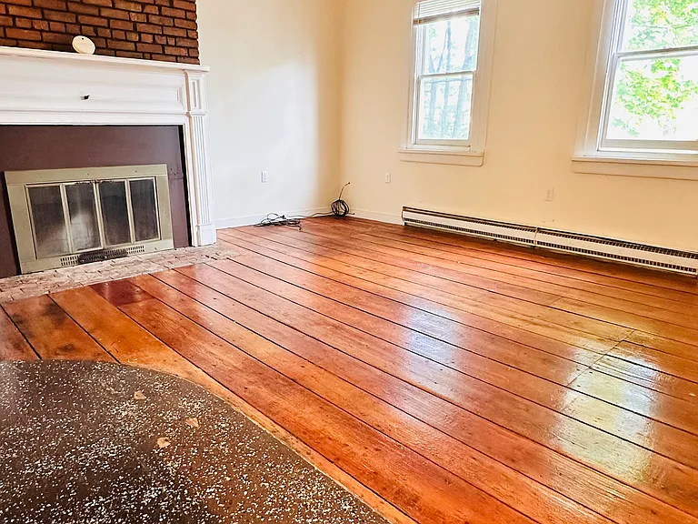 107 S River St #3 — Photo 2