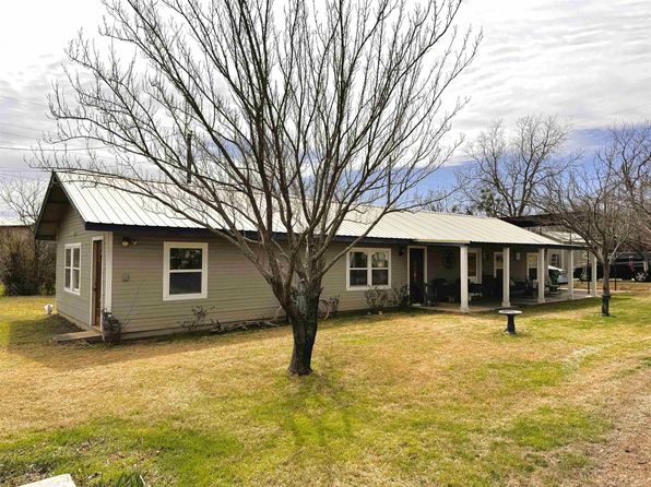 220 Covert Drive, Tow, TX 78672