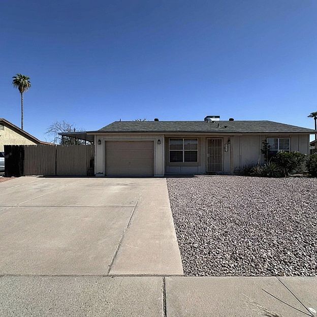 1st image of 2327 W Obispo Ave