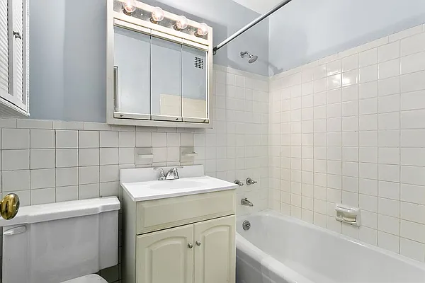 Sold by Corcoran | media 14