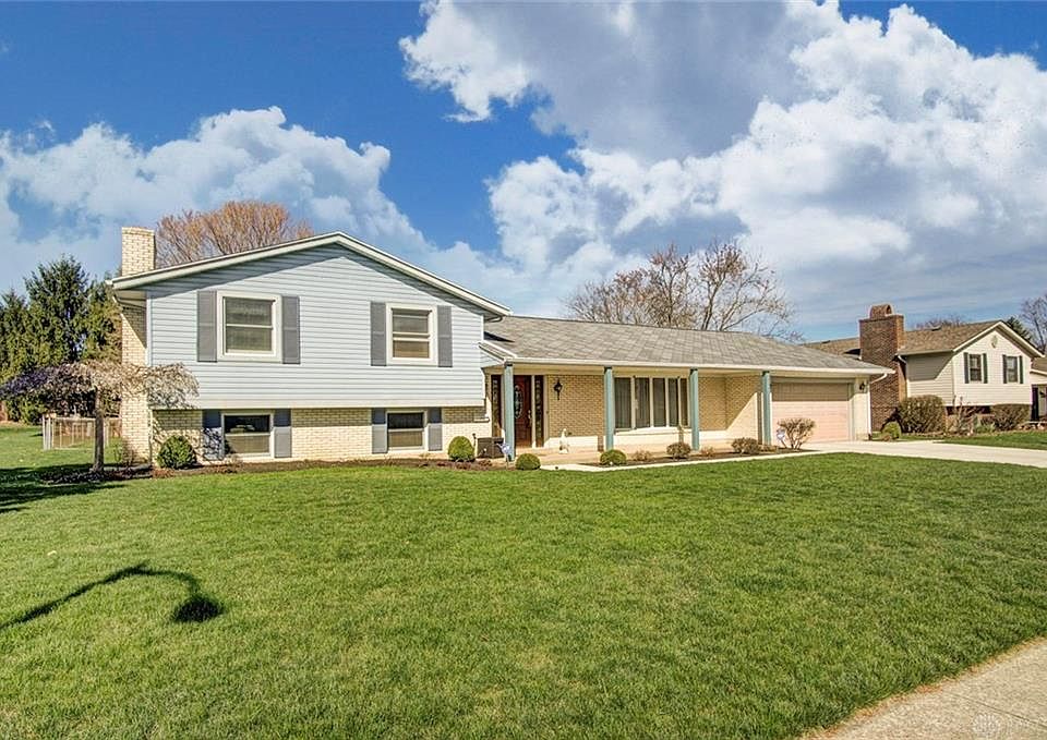 1st image of 211 Scott Dr