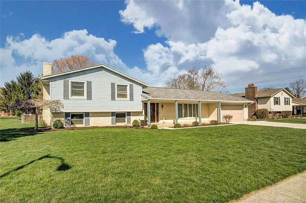 211 Scott Dr photo 1