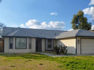 1505 Pine Dr, Lemoore, CA 93245