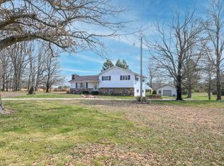 6226 E State Highway C, Strafford, MO 65757
