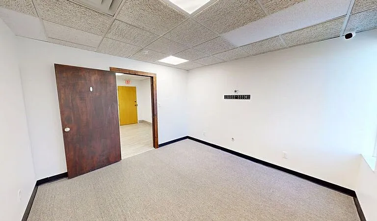 4770 Indianola Ave #205 — Photo 15