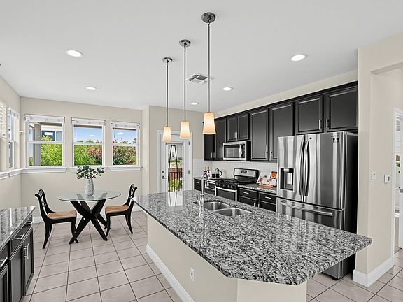 5th image of 16003 Windroot St