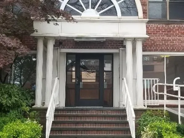 2140 Knapp Street #4C, Brooklyn, NY 11229