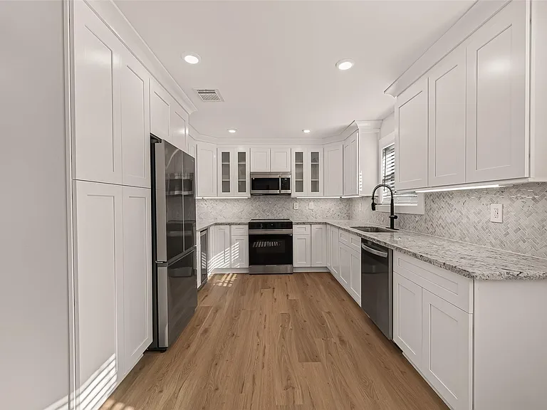 22110 Provincial Blvd — Photo 15