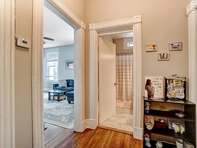2546 Ingleside Ave #2 — Photo 8